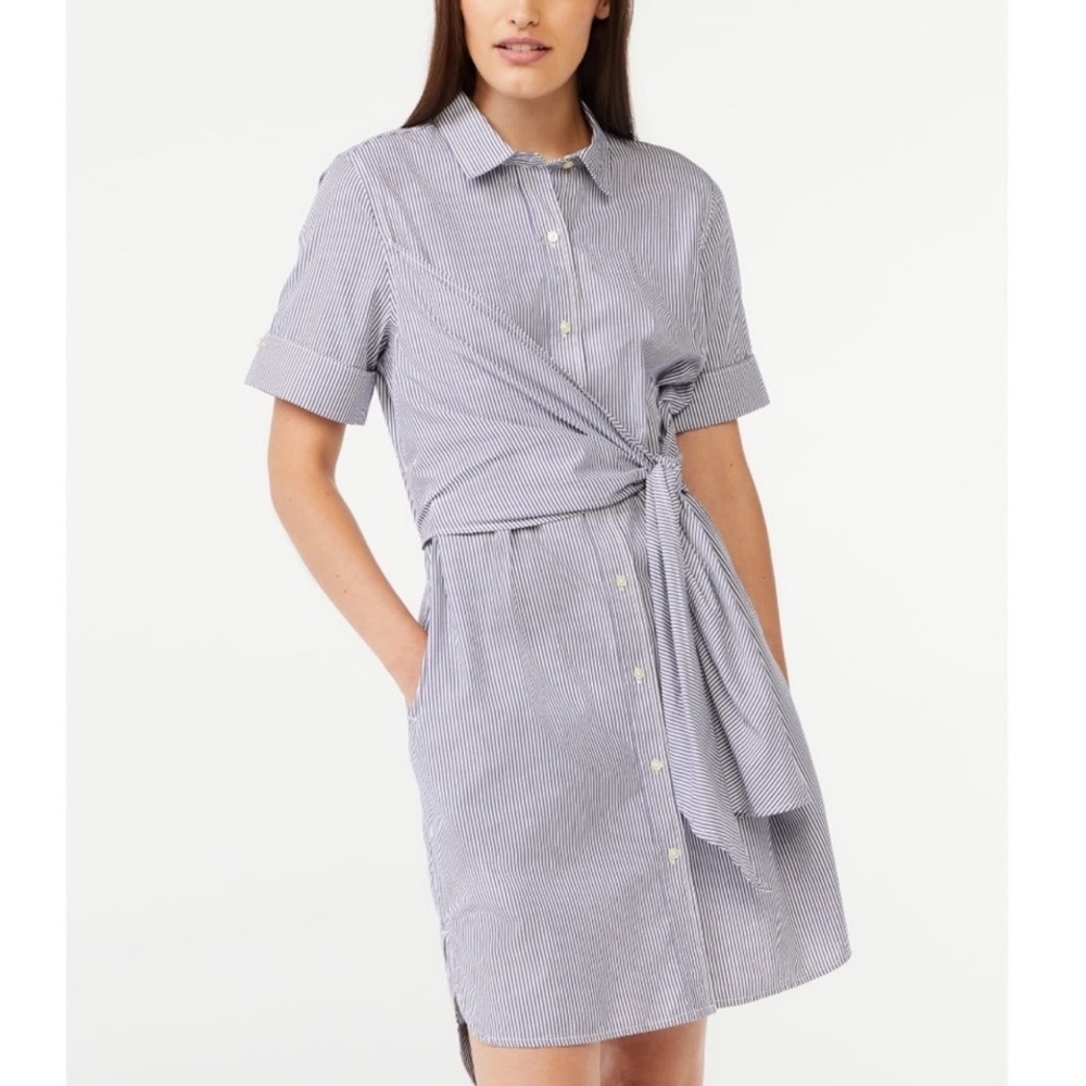 Free Assembly Blue and White Women's Wrap Shirt
Dress with Short Sleeves Size XL - Picture 2 of 13